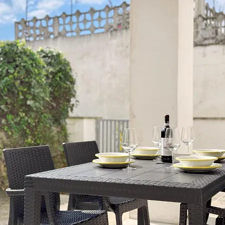 Apartment Private Court Wi-fi, Ac, Relax, Salento Sannicola